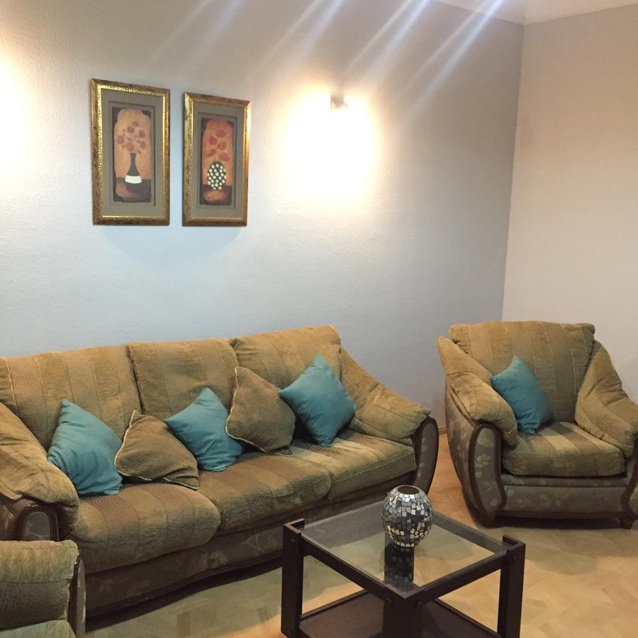 Apartment On Republic Square 耶烈万 外观 照片